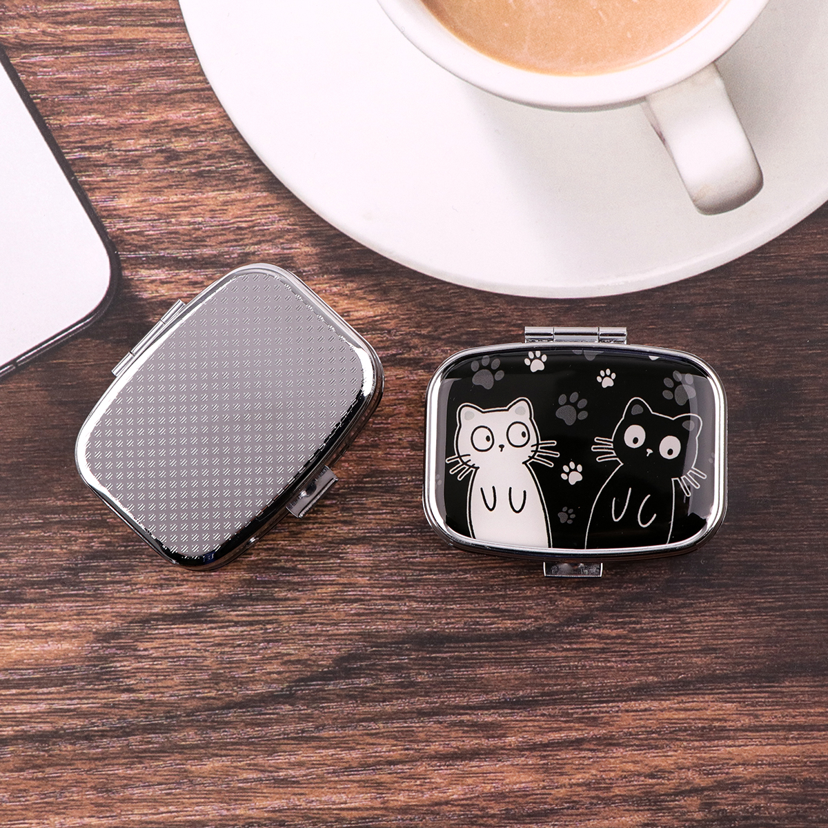 Cartoon Black And White Cat Tr - đánh giá và giá Tablet Accessory