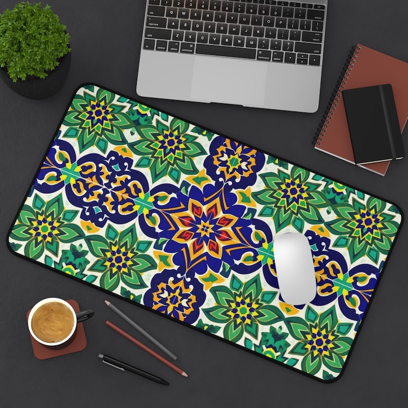 Colorful Floral Table Mat, Sty - đánh giá và giá Office Table Accessories Unique